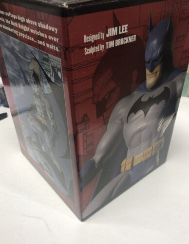 Batman Jim Lee hand painted Cold Cast Porcelain statue 3415 of 6000 New MIB Rare