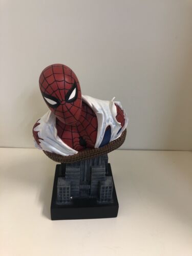 Marvel Amazing Spider-Man 8" Bust Dynamic Forces 2002