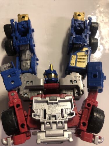 Transformers Legacy • Evolution Armada • Optimus Prime • Figure only • Red