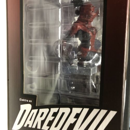 Elektra As Daredevil • Marvel Gallery Diorama • Diamond Select Toys