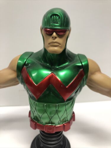 Wonder Man Marvel Mini-Bust 6.5” Sculpted By Vin Teng 2009