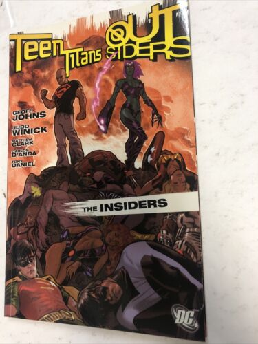 Teen Titans Outsiders: The Insiders (2006) Dc Comics TPB SC Geoff Johns