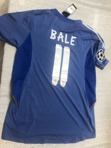 Bale • Fly Emirates • Blue And White