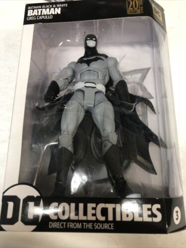 Batman Black & White 6 Inch Action Figure Comics Series - Batman by Greg Capullo