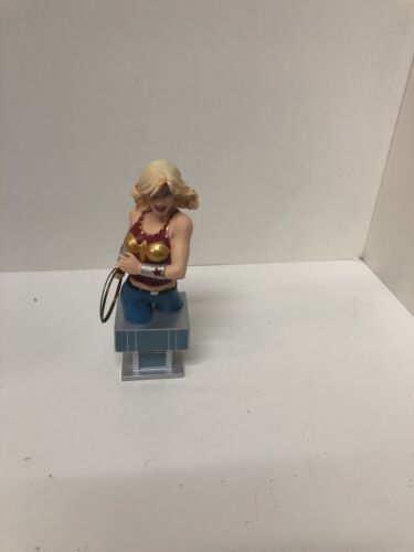 Women of The DC Universe Series 2 (2009) Wonder Girl