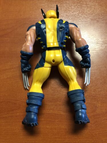 Hasbro Marvel 10" Electronic Claw Slash Wolverine Talking Action Figure