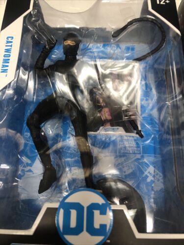 DC MULTIVERSE  • CAT WOMAN  7 INCH ACTION FIGURE •TODD McFARLANE• THE BATMAN NEW