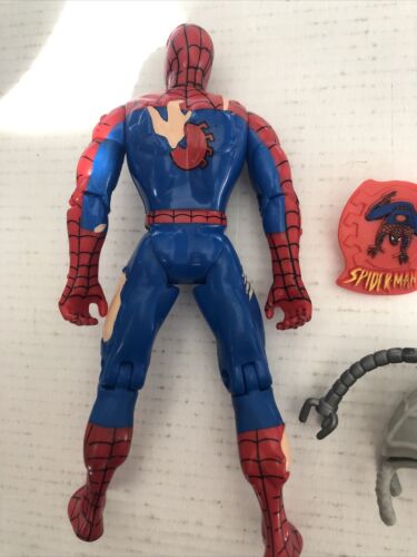 1995 Toy Biz Marvel Spider Man Battle Ravaged 5" Action Figure