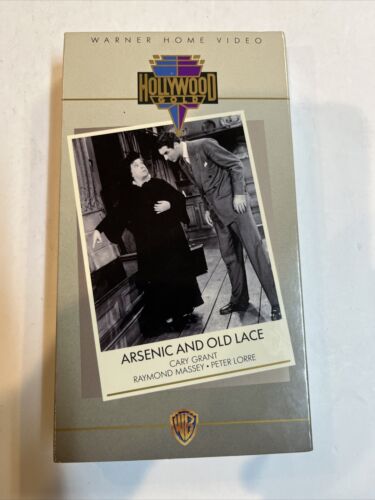 Arsenic and Old Lace (VHS 1987) Gary Grant • Raymond Massey • Peter Lorre