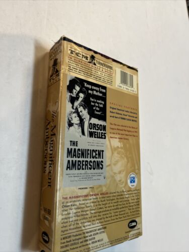 The Magnificent Ambersons (VHS, 1998, BW)  Joseph Cotten • Dolores Costello