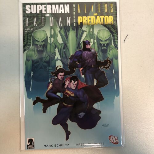 Superman And Batman VS Aliens And Predator (2007) Complete Set Book