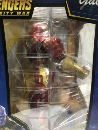 Hulkbuster Iron Man MK (2019) • PVC Diorama • Marvel • Avengers • Infinity War