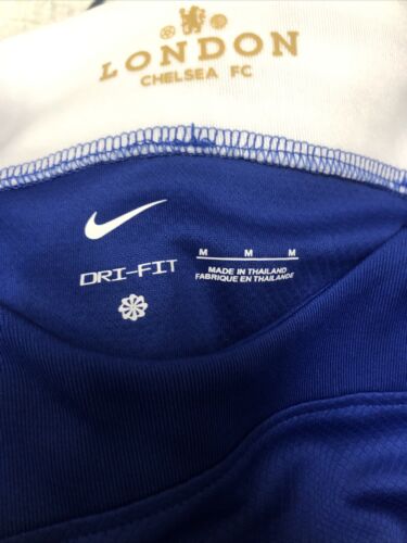 Palmer • Blue And White