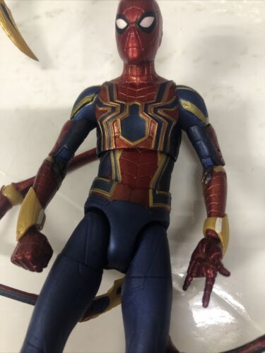 ZD Toys • Iron Spider-Man • Action Figure • Marvel Red And Blue • Broken