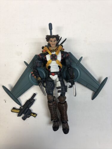 X-MEN Air Strike Wolverine ToyBIz w/ Pop-Outwings 2006  Complete Mint