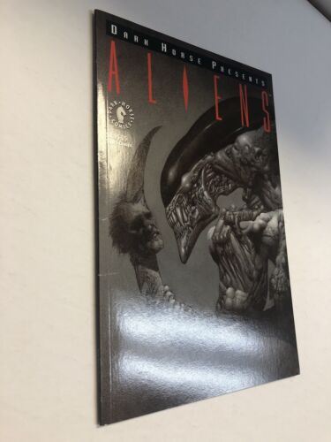 Dark Horse Presents Aliens | Trade Paperback | (1992) (NM)