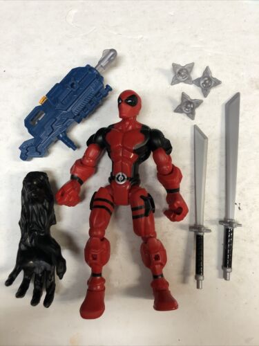 Marvel Super Hero Mashers Deadpool (2014) Hasbro Action Figure Complete Mint