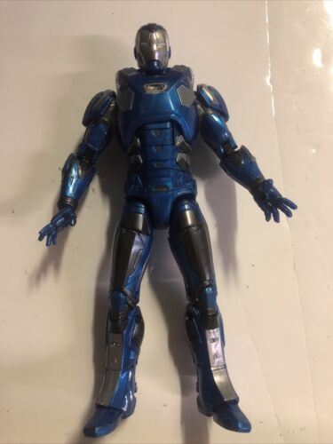 Marvel • Legends Avengers • IRON MAN • BLUE AND SILVER • 6" • Action Figure