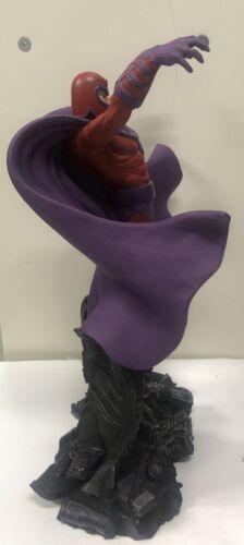 Magneto X-Men Statue (1995) • Marvel Universe • Lebercht •Red And Purple•Limited