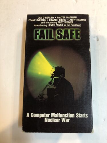 Fail-Safe (VHS) Henry Fonda • Dan O’Herlihy • Walter Matthau | Columbia Pictures