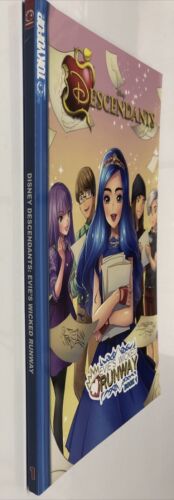 Descendants  Evie's Wicked Runway : Disney Manga (2019) TPB Vol