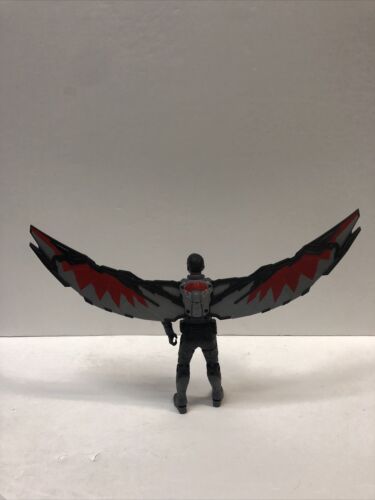 Marvel Legends Avengers Infinity War’s Falcon (2018) Mint