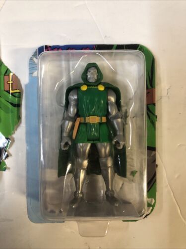 Doctor Doom (2023) Marvel • Hasbro • Fantastic Four • Marvel Legends • Green