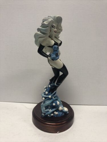 Lady Death Limited Edition (1999) 7" Statue