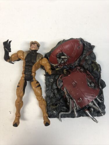 2003 Marvel Legends Sabretooth Action Figure Toybiz Mint No Comic