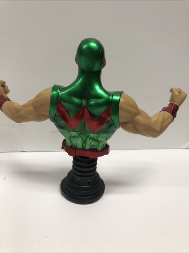 Wonder Man Marvel Mini-Bust 6.5” Sculpted By Vin Teng 2009