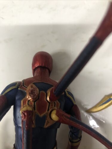 ZD Toys • Iron Spider-Man • Action Figure • Marvel Red And Blue • Broken