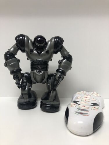 2004 Wowee Robosapien Toy