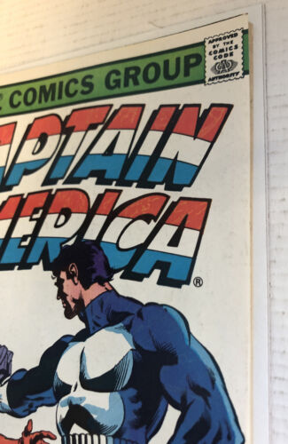 captain America 241 (Fine)