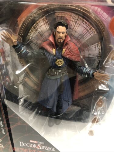 Diamond Select - Marvel Select Dr Strange Movie 2 Action Figure New