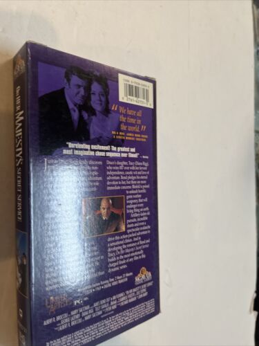 On Her Majestys Secret Service (VHS, 1995) The James Bond 007 Collection