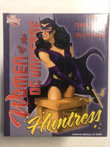 Women of The DC Universe Series 2 (2008) Huntress