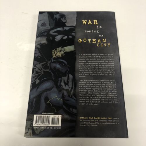 Batman War Games (2015) TPB • Vol