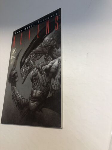 Dark Horse Presents Aliens | Trade Paperback | (1992) (NM)