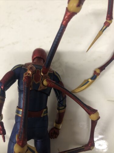 ZD Toys • Iron Spider-Man • Action Figure • Marvel Red And Blue • Broken