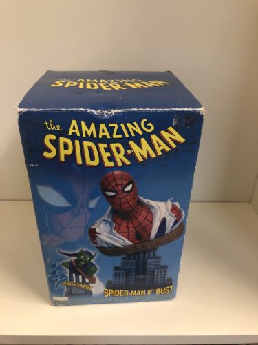 Marvel Amazing Spider-Man 8" Bust Dynamic Forces 2002