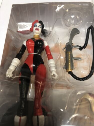 DC Comics Spacesuit Harley Quinn Designer Series Action Figure By Amanda Conner