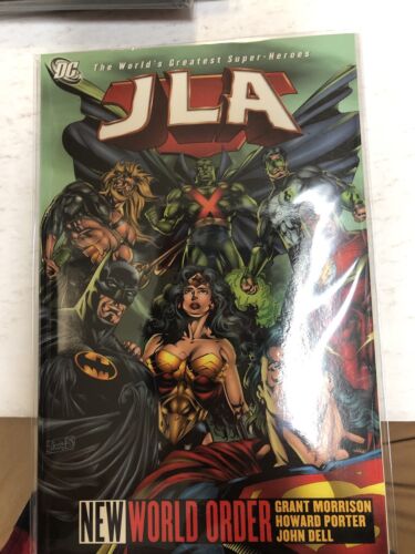 JLA Vol.1 New World Order  (1997) Dc Comics TPB SC Grant Morrison