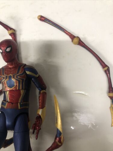 ZD Toys • Iron Spider-Man • Action Figure • Marvel Red And Blue • Broken