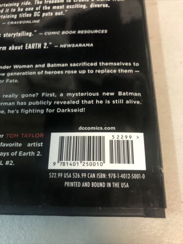 Earth 2 Vol.4: The Dark Age (2014) The New 52! HC Tom Taylor