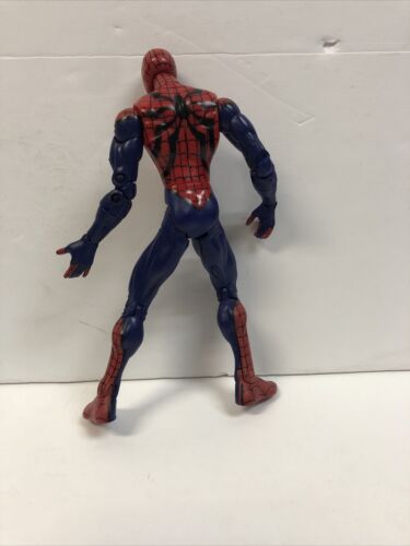 Spider-Man Marvel Spiderverse Articulated Comic-Style Action Figure 2002 Mint