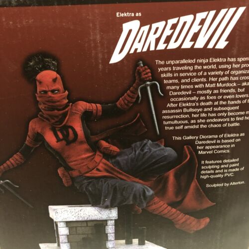 Elektra As Daredevil • Marvel Gallery Diorama • Diamond Select Toys