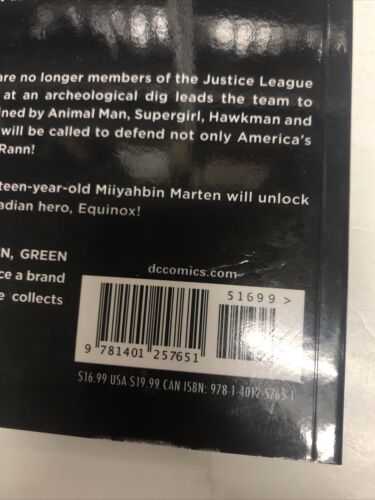 Justice League United Vol.1  (2015) DC Comics TPB SC Jeff Lemire