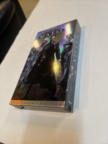 The Matrix (VHS, 1999, Collectors Edition) Keanu Reeves Laurence Fishburne