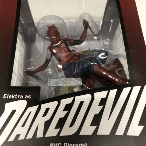 Elektra As Daredevil • Marvel Gallery Diorama • Diamond Select Toys