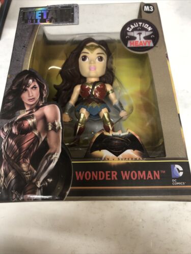 Wonder Woman M3 Batman Vs Superman JADA Metals Die Cast DC Comics Action Figure